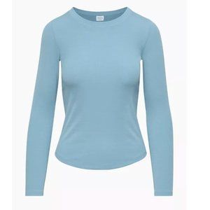 Aritizia Wilfred Free go-to longsleeve  in GD Blueprint